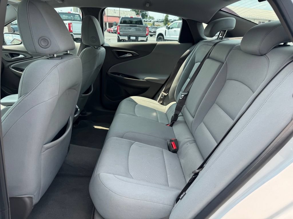 Used 2019 Chevrolet Malibu LT FWD image 23