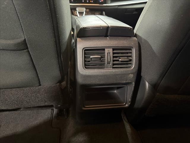 Used 2021 Nissan Rogue S image 14