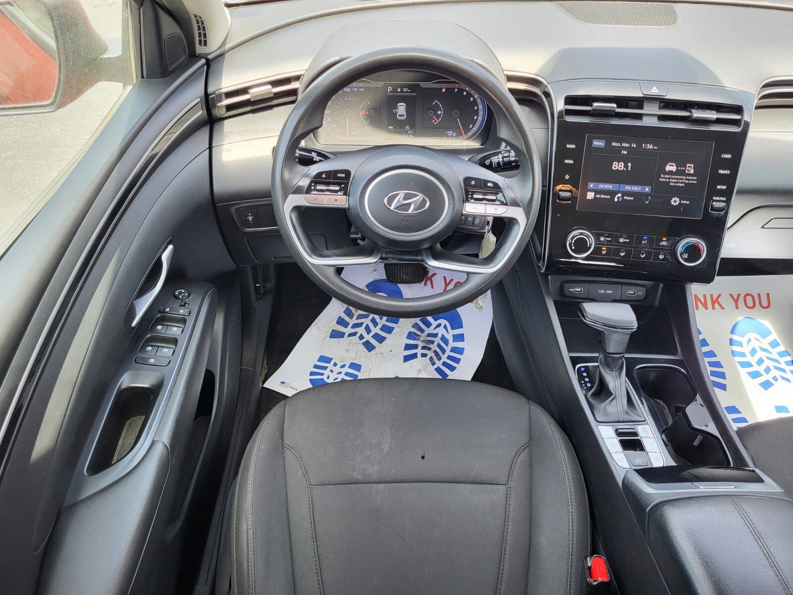 Used 2023 Hyundai Tucson SE image 14