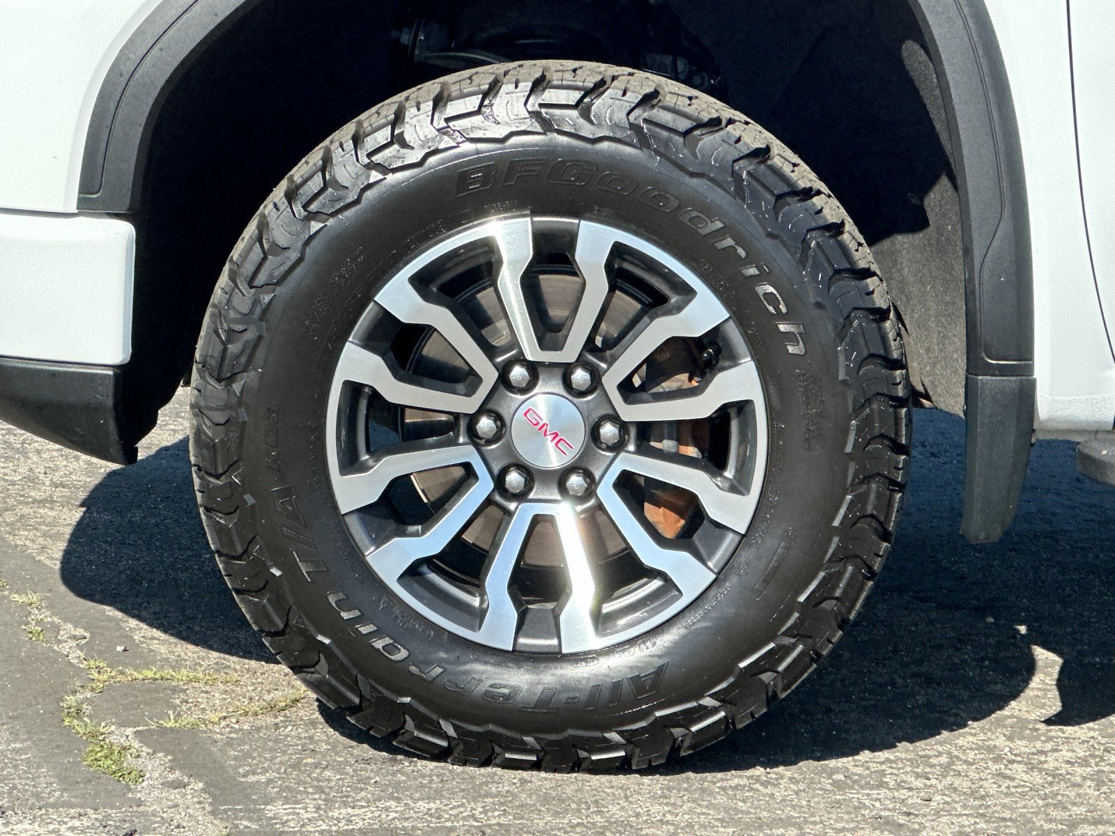 Used 2022 GMC Sierra 1500 AT4 w/ AT4 Premium Package image 25