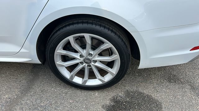 Used 2019 Audi A4 2.0T Premium w/ Convenience Package image 6