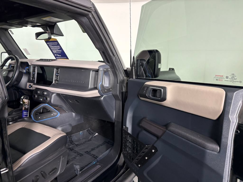 Certified 2024 Ford Bronco Wildtrak AWD/4WD image 35