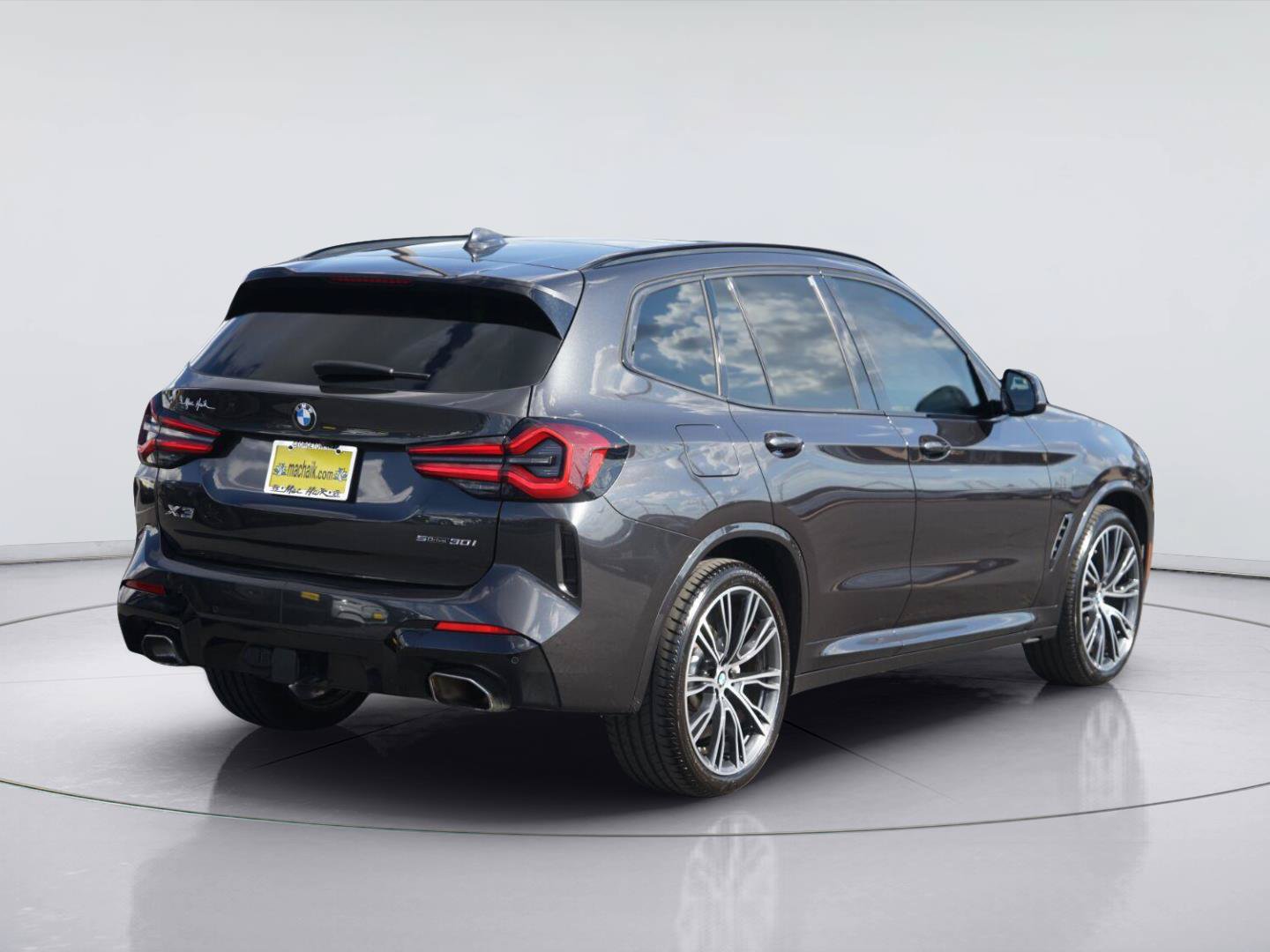 Used 2022 BMW X3 sDrive30i w/ M Sport Package 2 RWD image 6