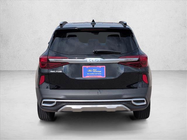 Used 2023 Kia Seltos EX image 4