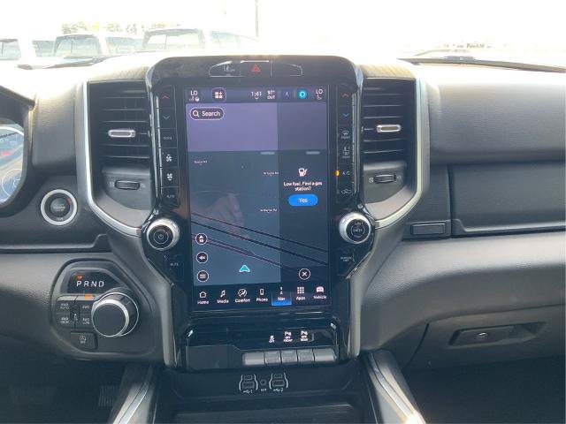 Used 2025 RAM 1500 Big Horn AWD/4WD image 16