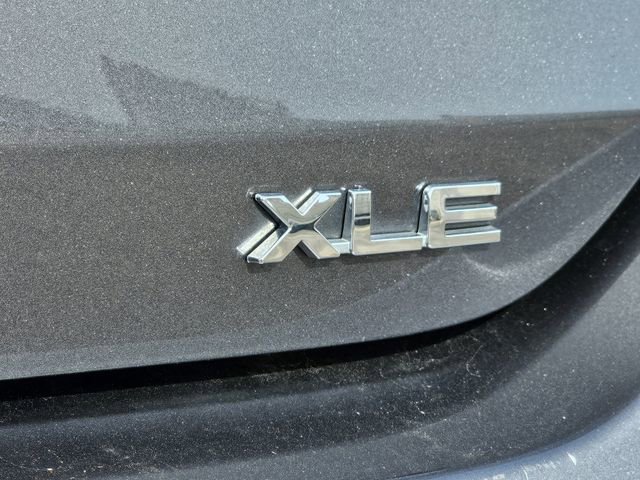 Used 2021 Toyota Highlander XLE image 33