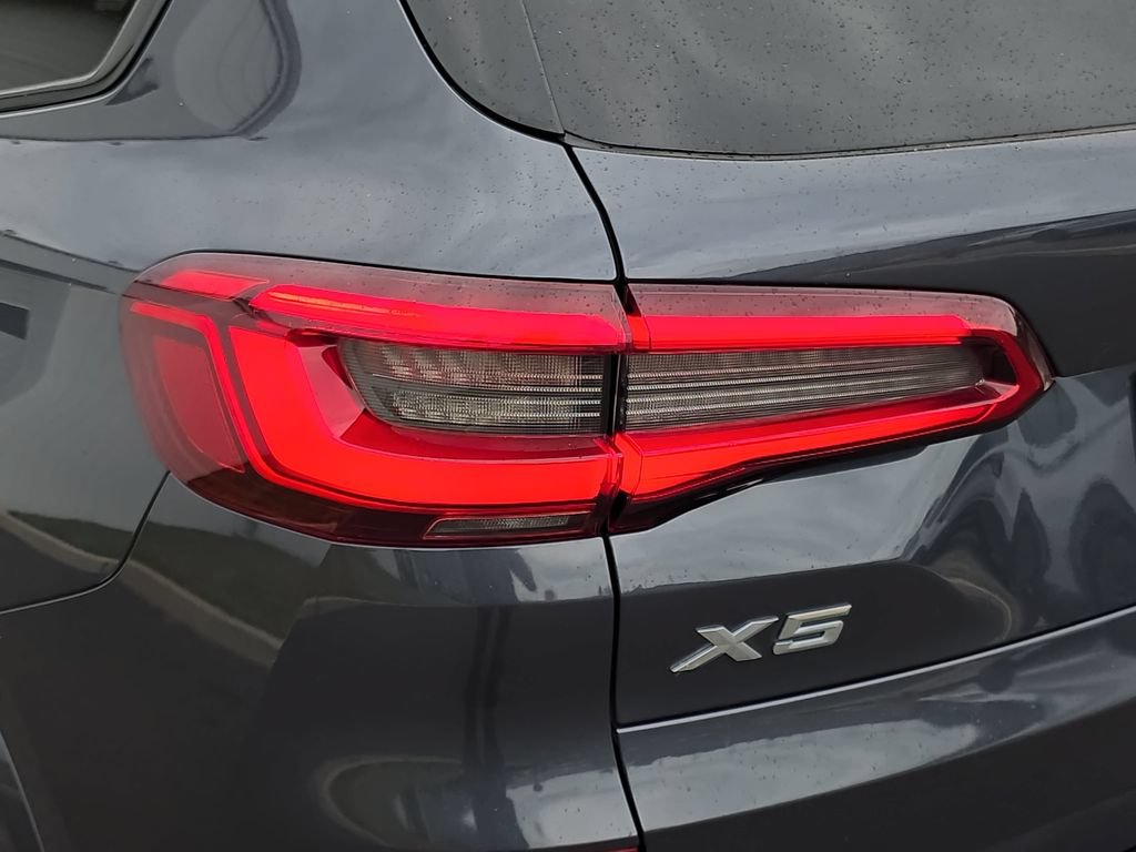 Used 2020 BMW X5 sDrive40i w/ M Sport Package RWD image 31