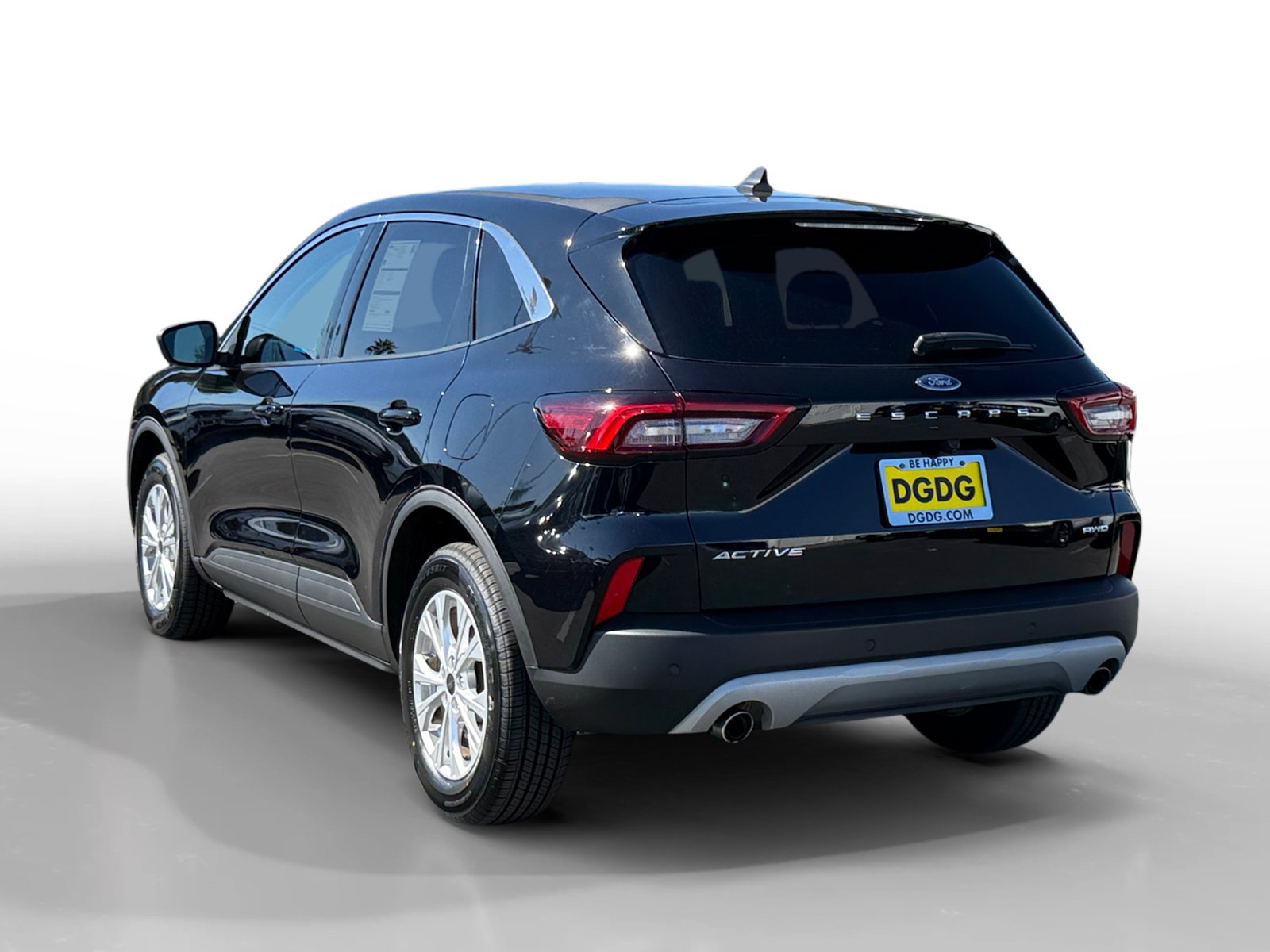 Certified 2023 Ford Escape Active w/ Tech Pack #1 AWD/4WD image 3