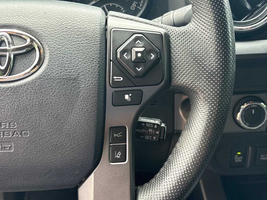Used 2020 Toyota Tacoma TRD Sport w/ TRD Premium Sport Package AWD/4WD image 20