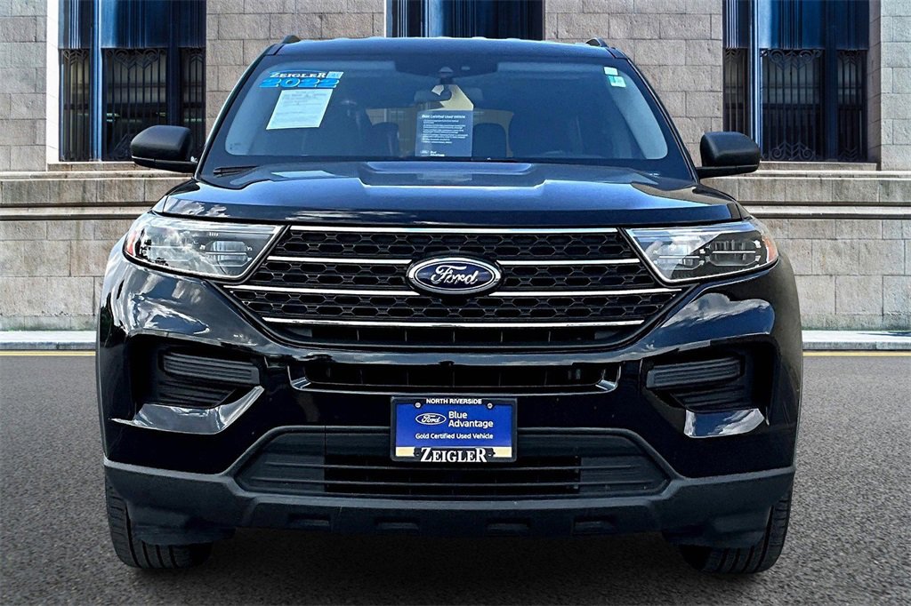 Certified 2022 Ford Explorer XLT w/ Class IV Trailer Tow Package image 3