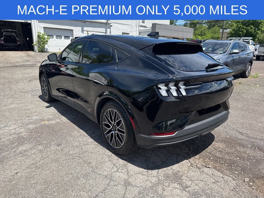Certified 2025 Ford Mustang Mach-E Premium AWD/4WD image 7
