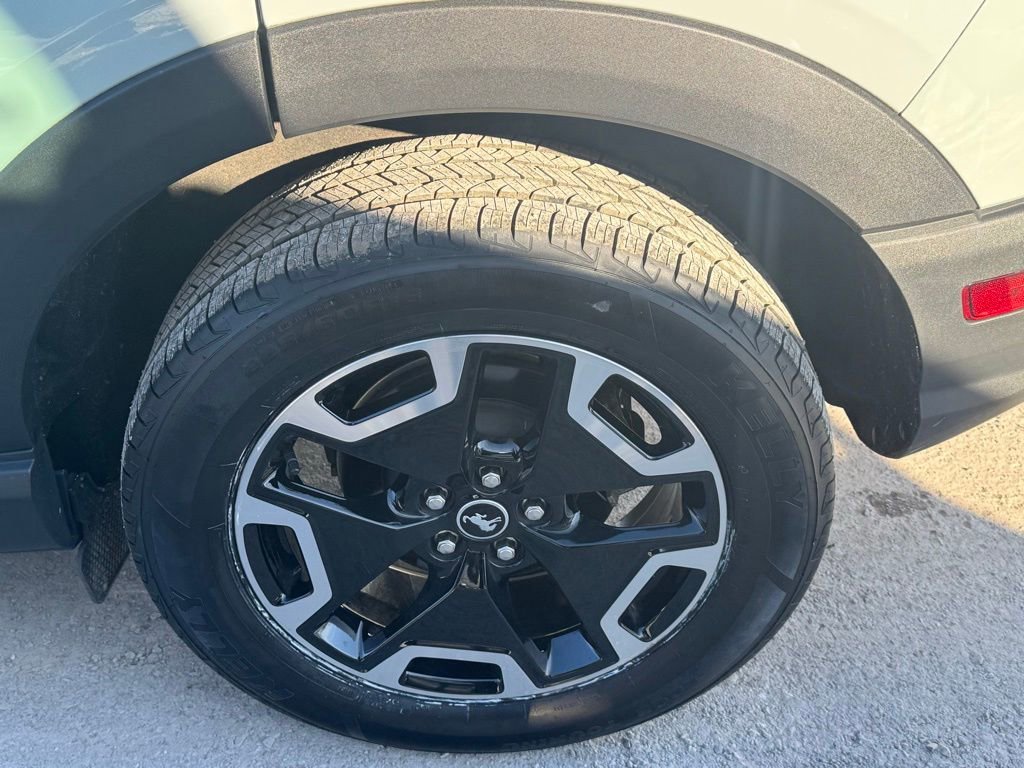 Certified 2023 Ford Bronco Sport Outer Banks image 11