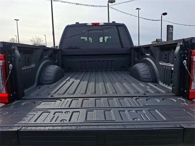 Certified 2025 Ford F250 Platinum image 31