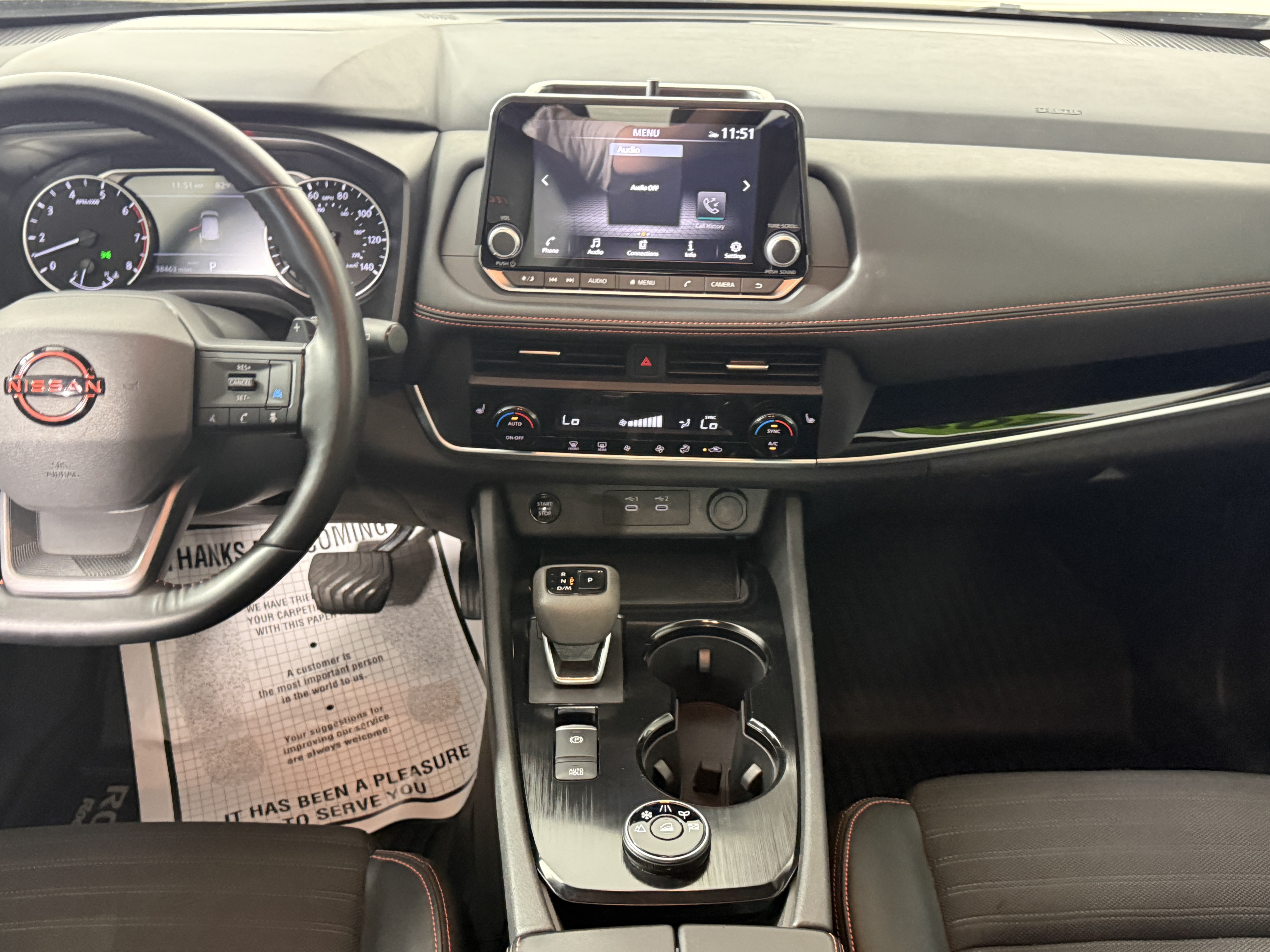 Used 2025 Nissan Rogue SV AWD/4WD image 12