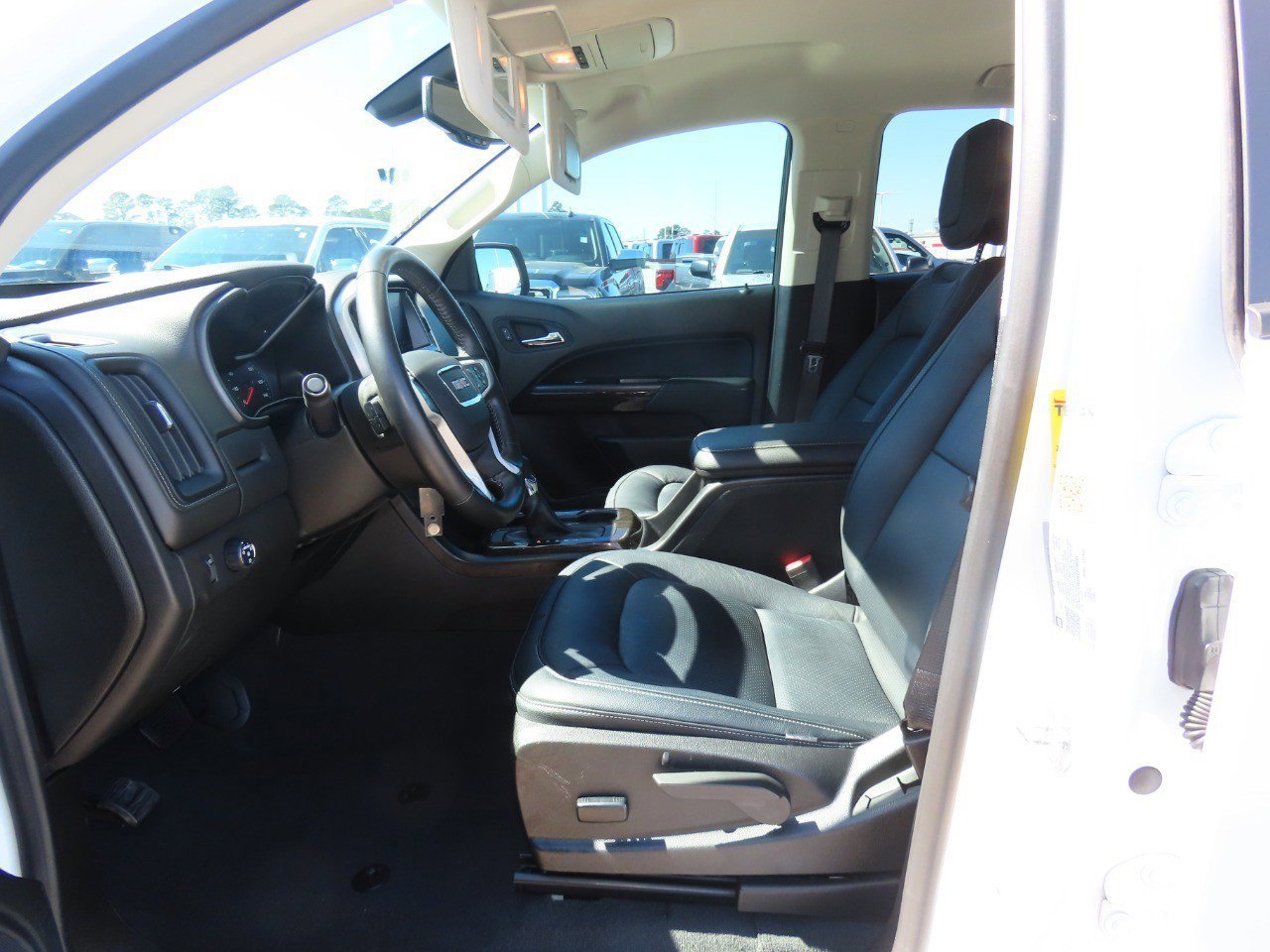 Used 2022 GMC Canyon Elevation w/ Trailering Package image 25