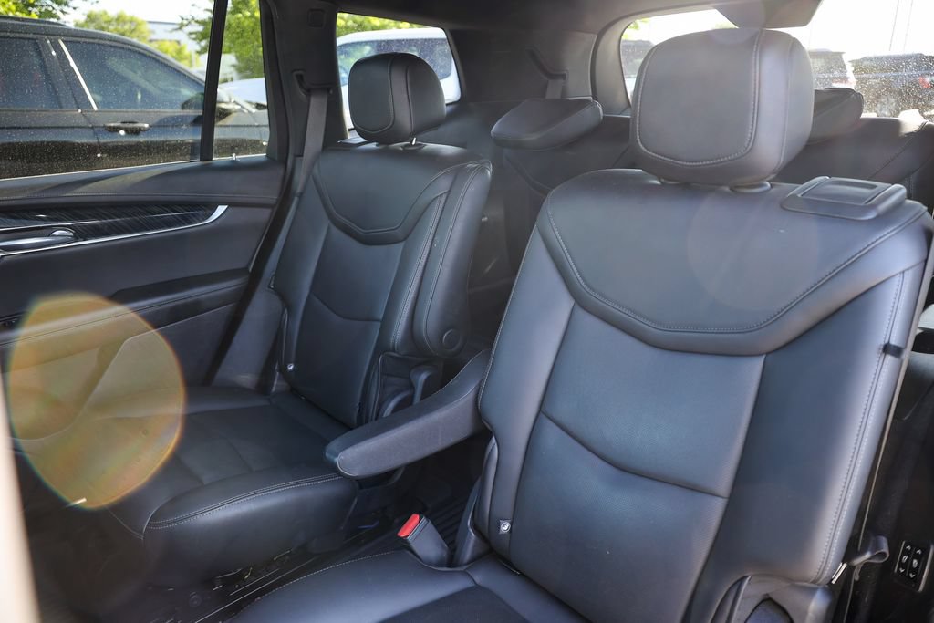 Used 2021 Cadillac XT6 Premium Luxury AWD/4WD image 23