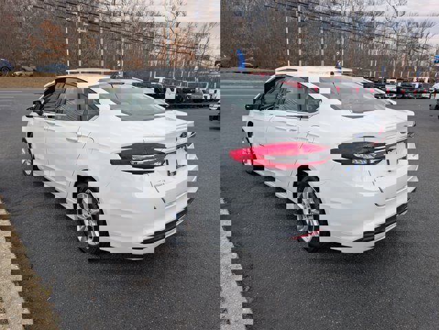 Certified 2018 Ford Fusion S image 3