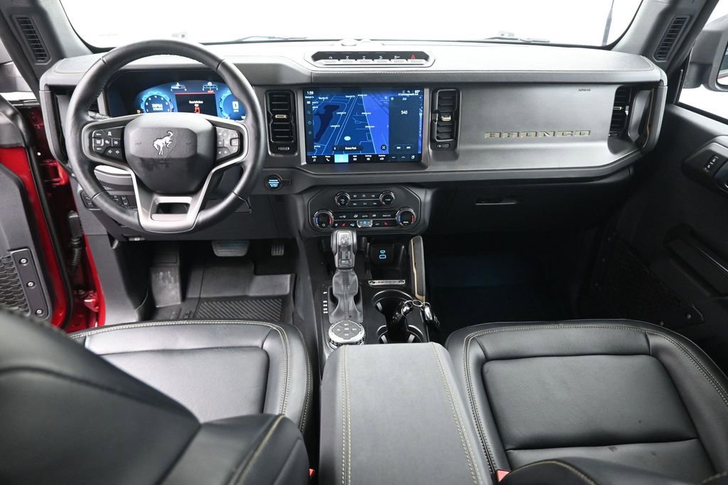 Certified 2025 Ford Bronco Badlands AWD/4WD image 19