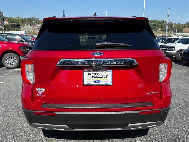 Certified 2024 Ford Explorer XLT w/ Equipment Group 202A AWD/4WD image 6
