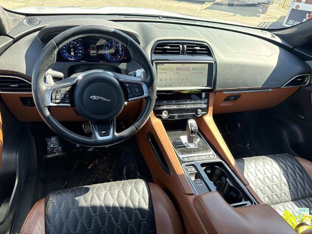 Used 2020 Jaguar F-PACE SVR AWD/4WD image 10