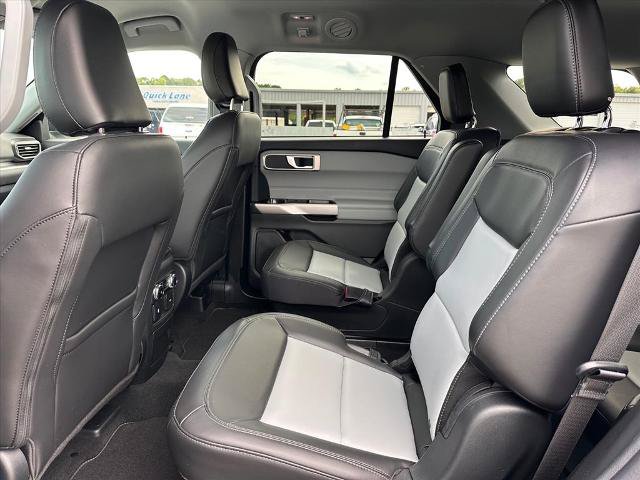 Certified 2023 Ford Explorer XLT w/ Equipment Group 202A RWD image 12