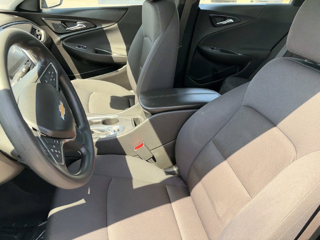 Used 2024 Chevrolet Malibu LT FWD image 19