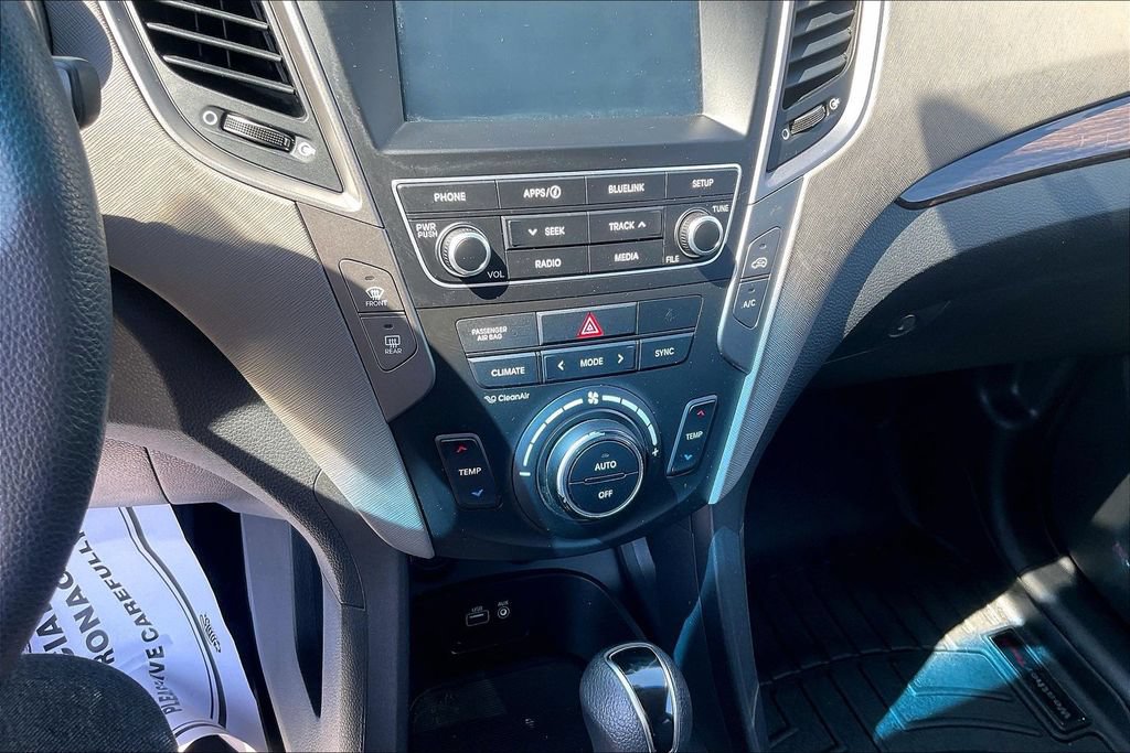 Used 2017 Hyundai Santa Fe Sport FWD image 35