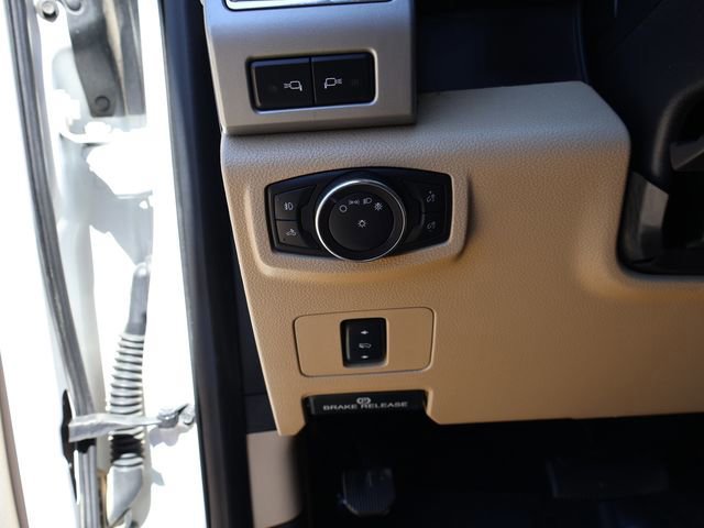 Certified 2017 Ford F250 Lariat w/ Lariat Value Package image 23