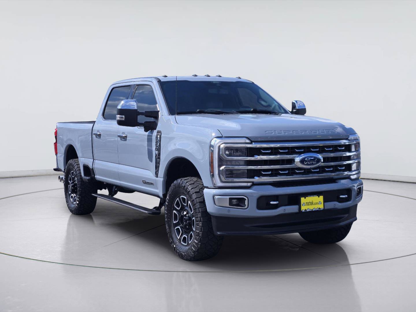 Certified 2024 Ford F250 Platinum w/ FX4 Off-Road Package AWD/4WD image 3