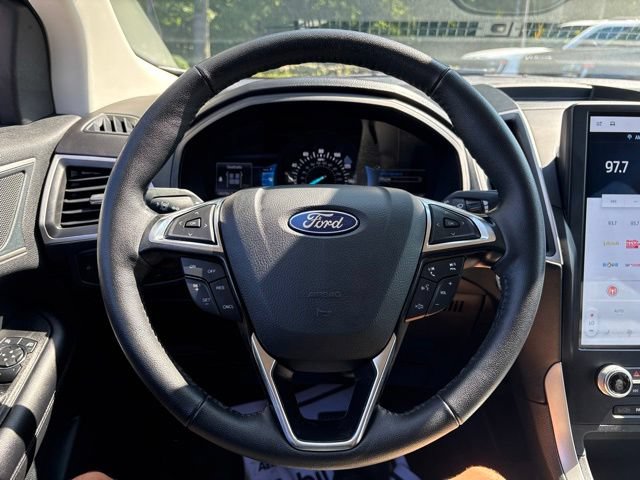 Certified 2024 Ford Edge SEL AWD/4WD image 16