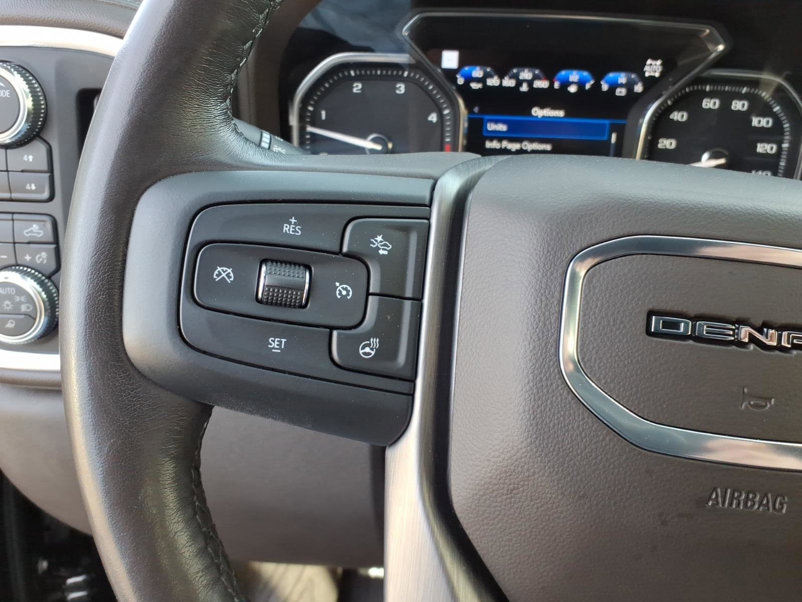 Used 2022 GMC Sierra 3500 Denali image 18