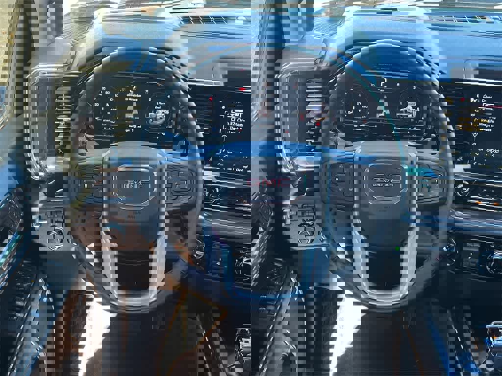 Used 2024 GMC Sierra 1500 SLT w/ SLT Premium Plus Package image 21