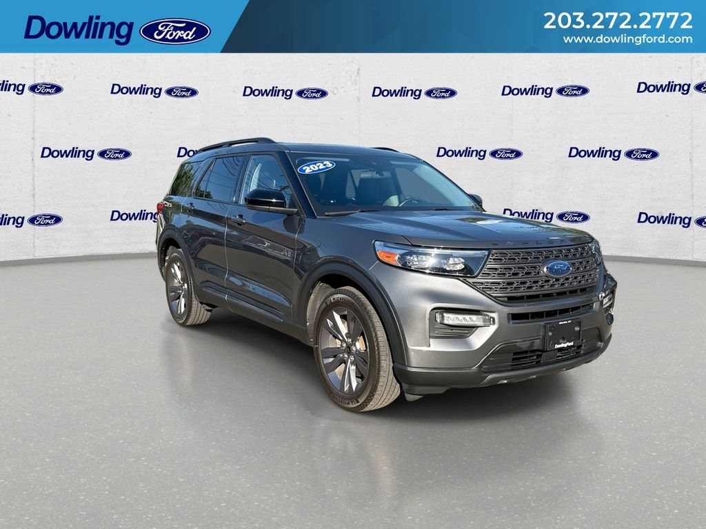 Certified 2023 Ford Explorer XLT w/ Equipment Group 202A AWD/4WD image 2