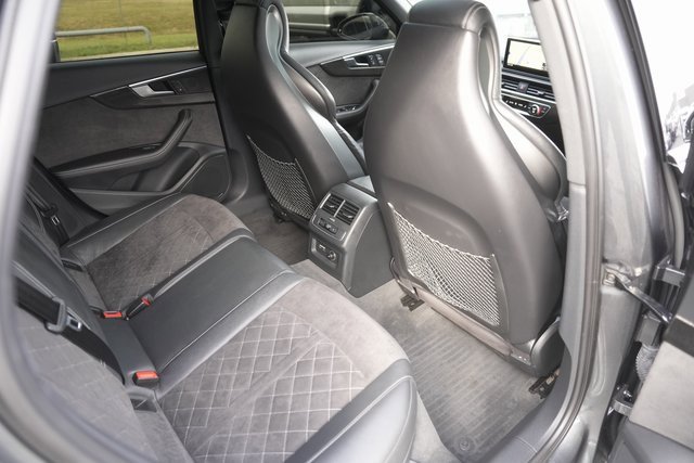 Used 2019 Audi S4 Premium Plus w/ Premium Plus Package image 15
