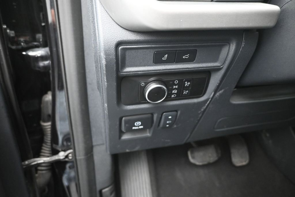 Certified 2024 Ford Expedition XLT RWD image 13