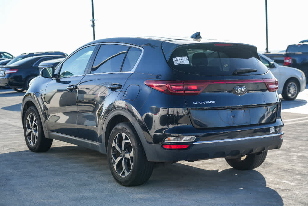 Used 2022 Kia Sportage LX AWD/4WD image 8