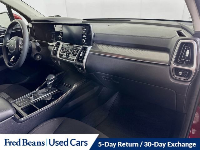 Used 2022 Kia Sorento LX image 31