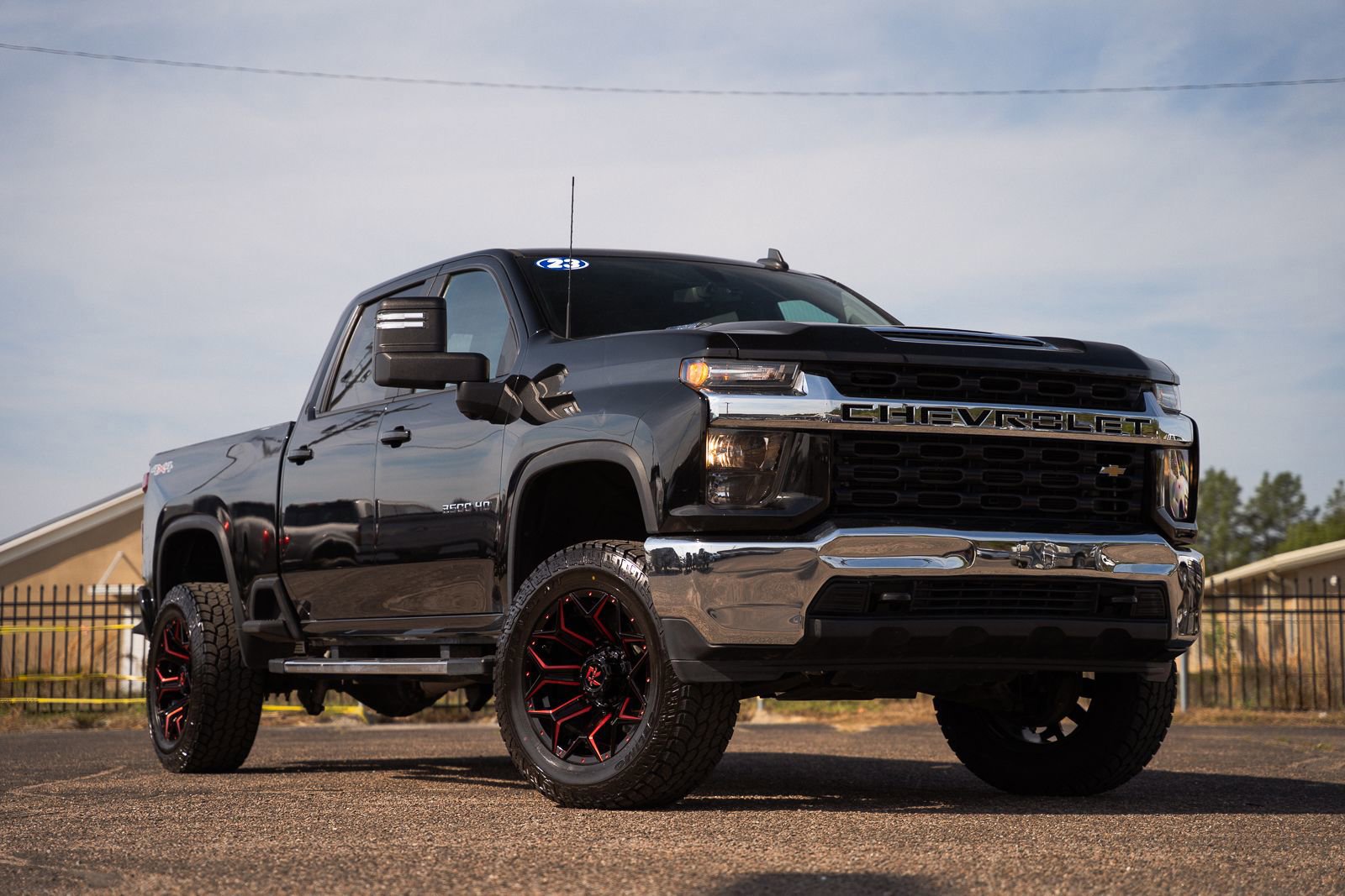 Used 2023 Chevrolet Silverado 2500 LT w/ Gooseneck/5TH Wheel Package image 9