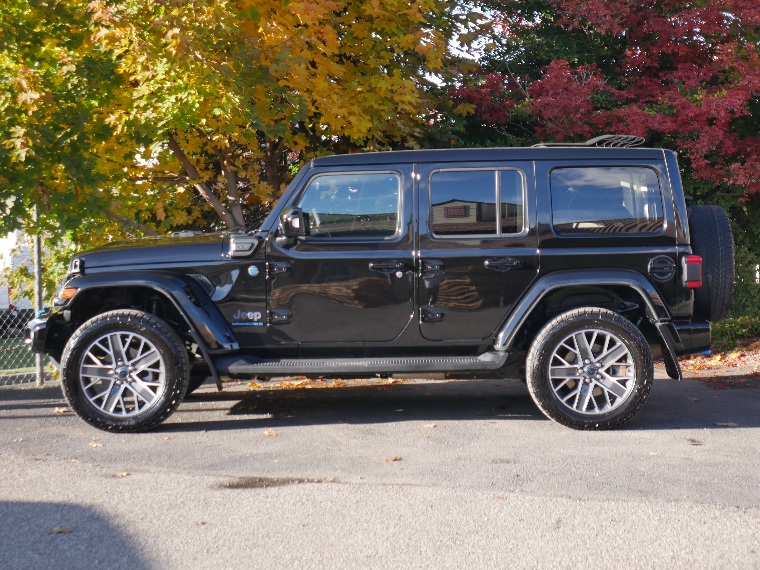 Used 2024 Jeep Wrangler High Altitude image 5