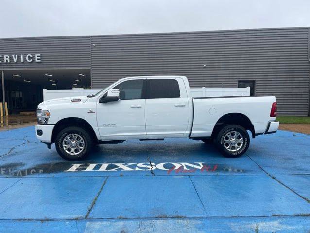 Used 2024 RAM 2500 Laramie w/ Safety Group AWD/4WD image 2
