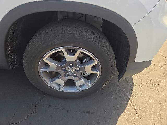 Used 2023 Honda Passport TrailSport image 2