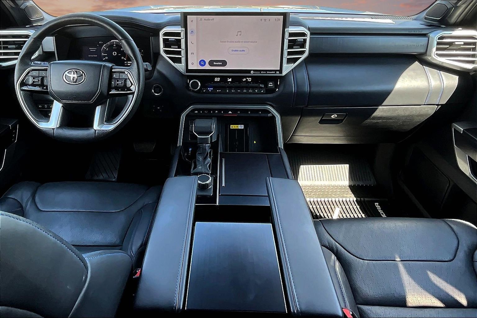 Used 2023 Toyota Tundra Platinum AWD/4WD image 16
