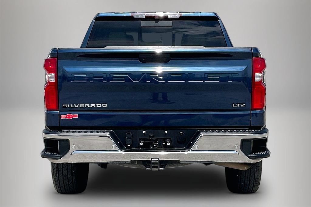 Used 2019 Chevrolet Silverado 1500 LTZ w/ LTZ Premium Package RWD image 6