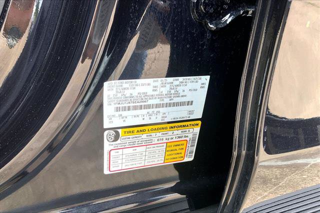Certified 2025 Ford Expedition Active AWD/4WD image 31