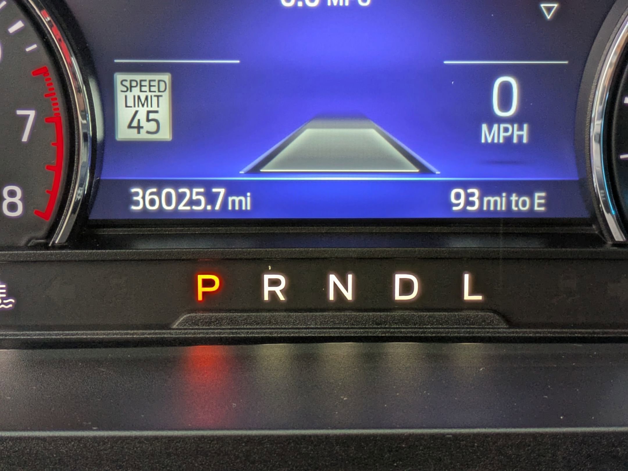 Certified 2022 Ford Explorer XLT w/ Equipment Group 202A image 21