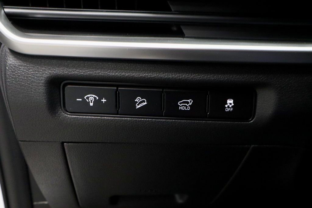 Used 2023 Kia Telluride EX w/ EX Captain's Chair Package image 28