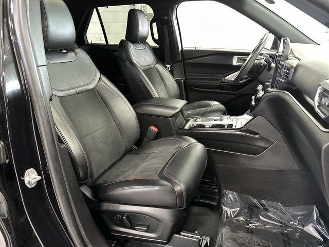 Certified 2022 Ford Explorer ST w/ ST Street Pack image 35