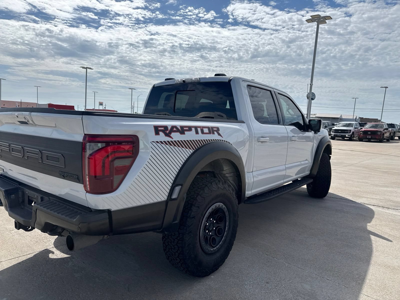 Certified 2025 Ford F150 Raptor AWD/4WD image 3