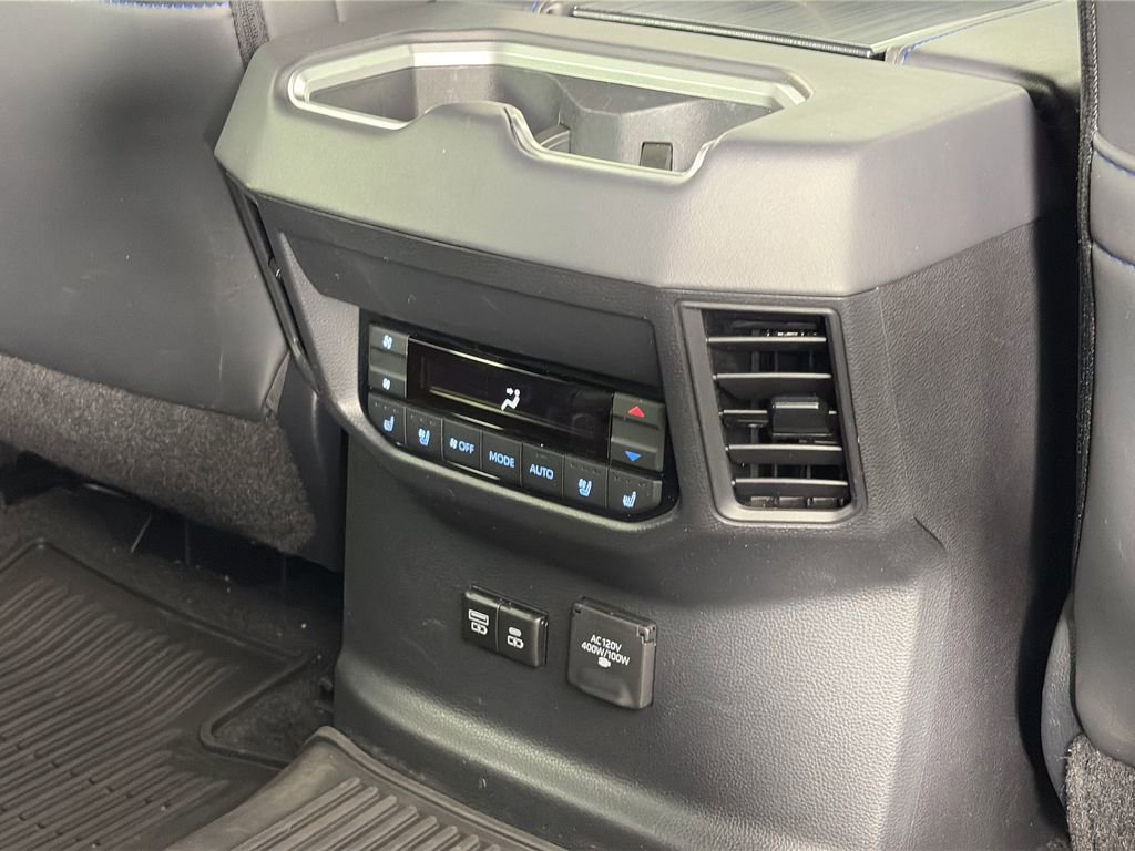 Used 2024 Toyota Sequoia Platinum AWD/4WD image 27