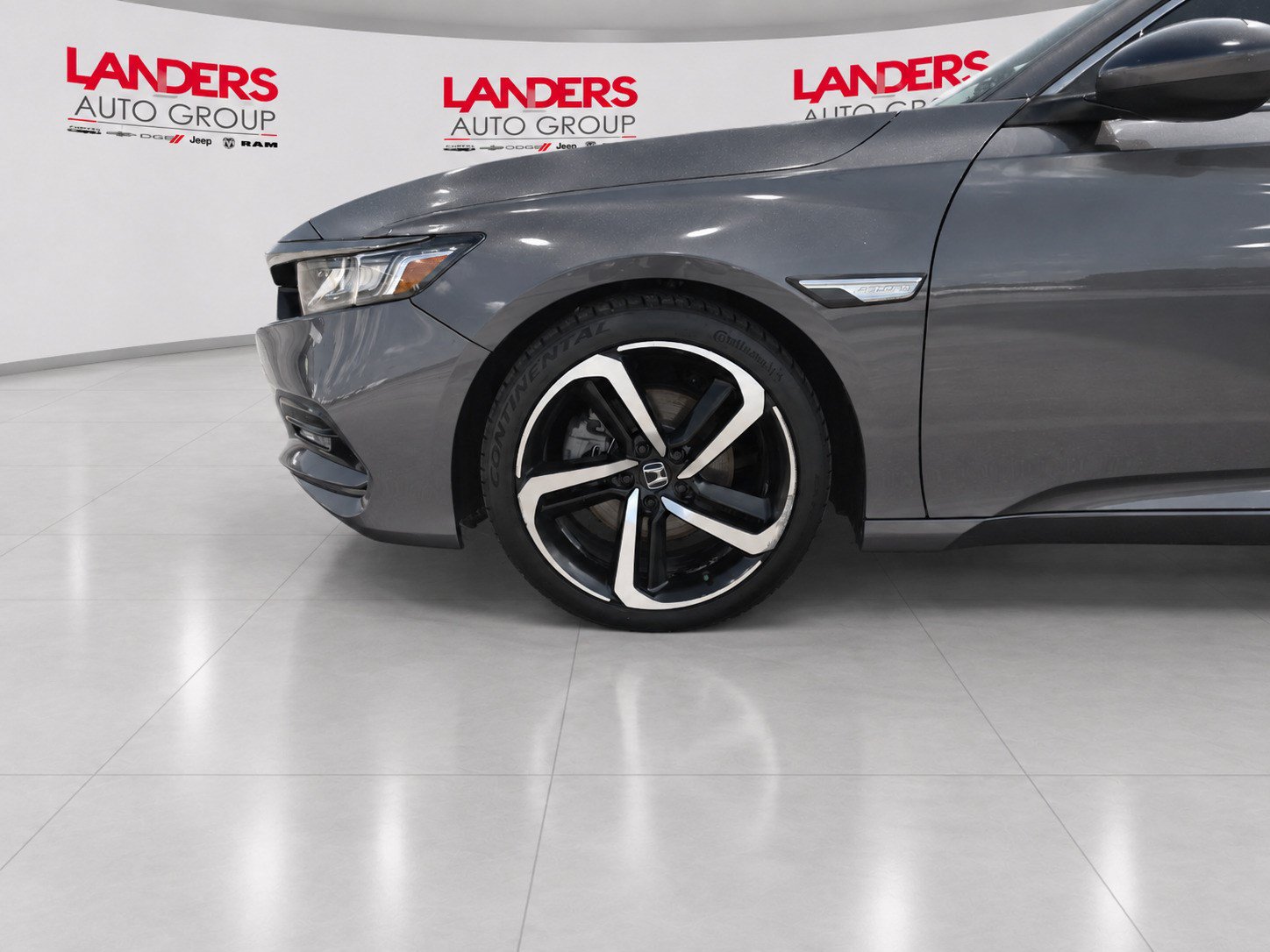 Used 2019 Honda Accord Sport image 9